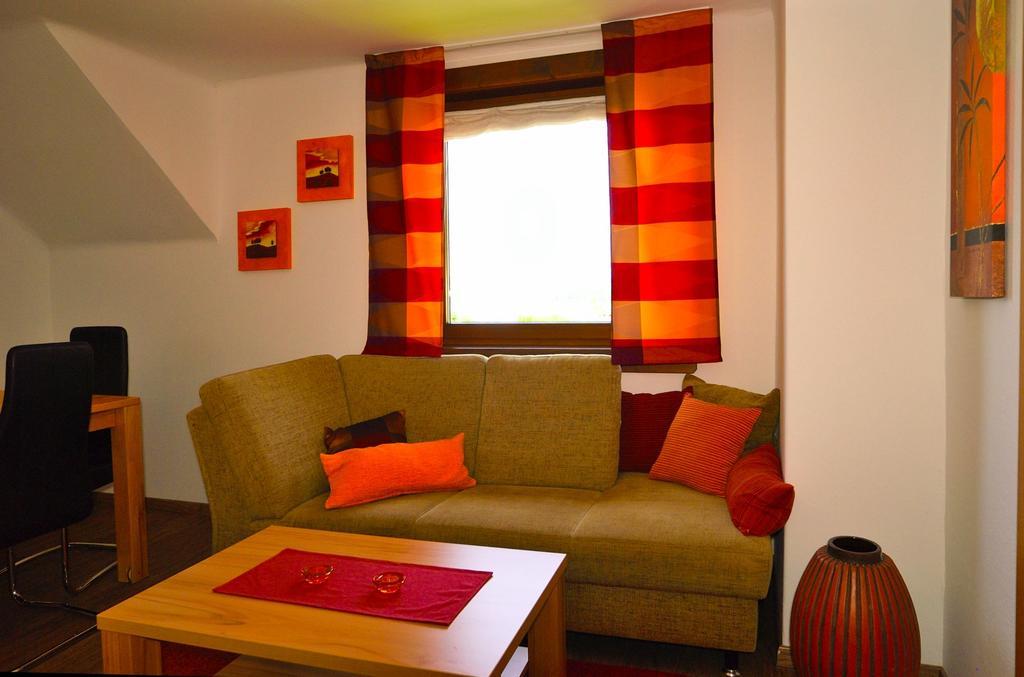 Apart Of Me Ferienhaus Faaker See Villach Bagian luar foto