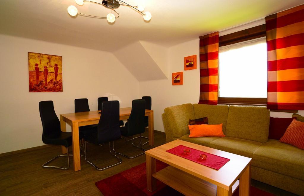 Apart Of Me Ferienhaus Faaker See Villach Bagian luar foto