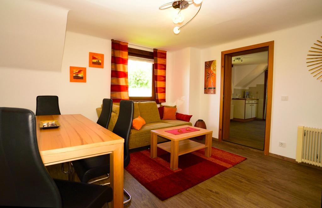 Apart Of Me Ferienhaus Faaker See Villach Bagian luar foto
