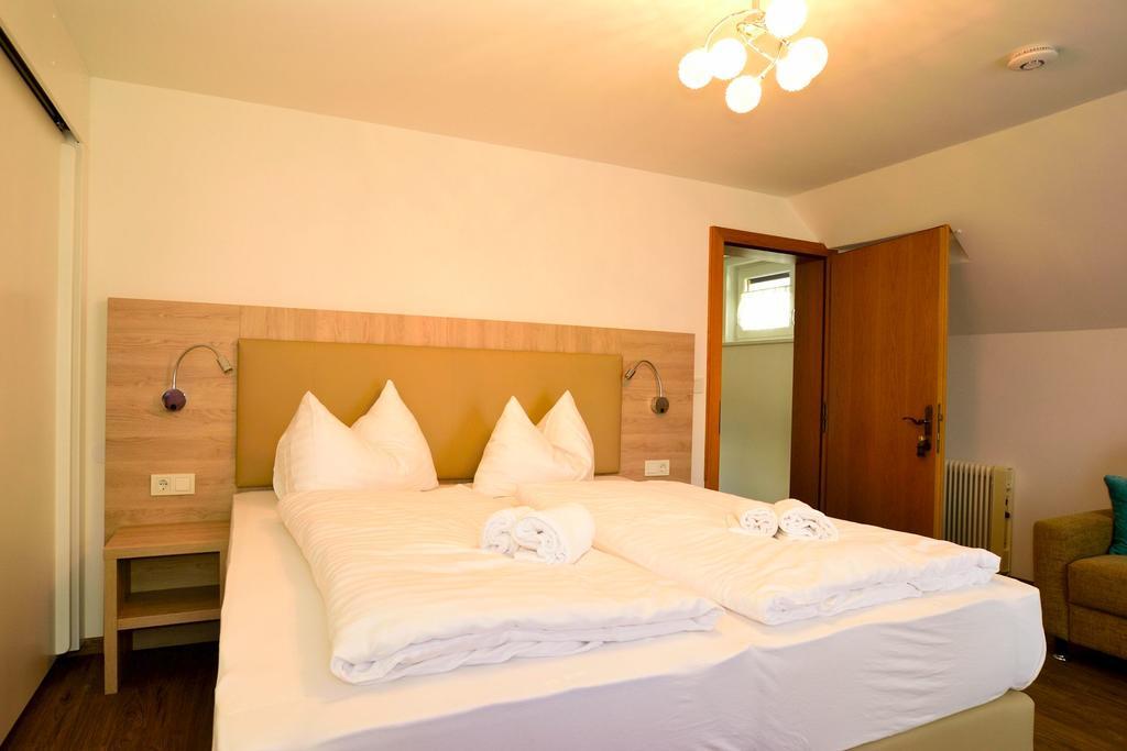 Apart Of Me Ferienhaus Faaker See Villach Bagian luar foto